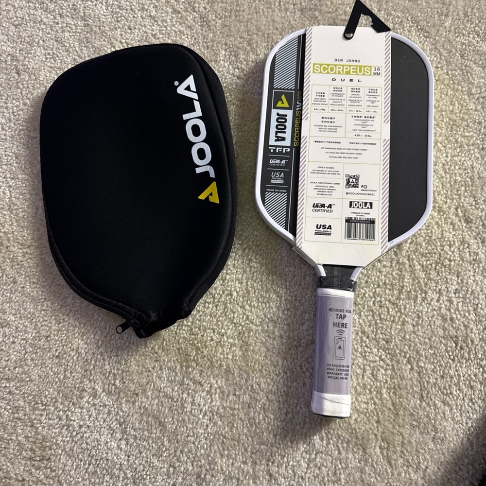 JOOLA Scorpeus Pickleball Paddle - Black and White